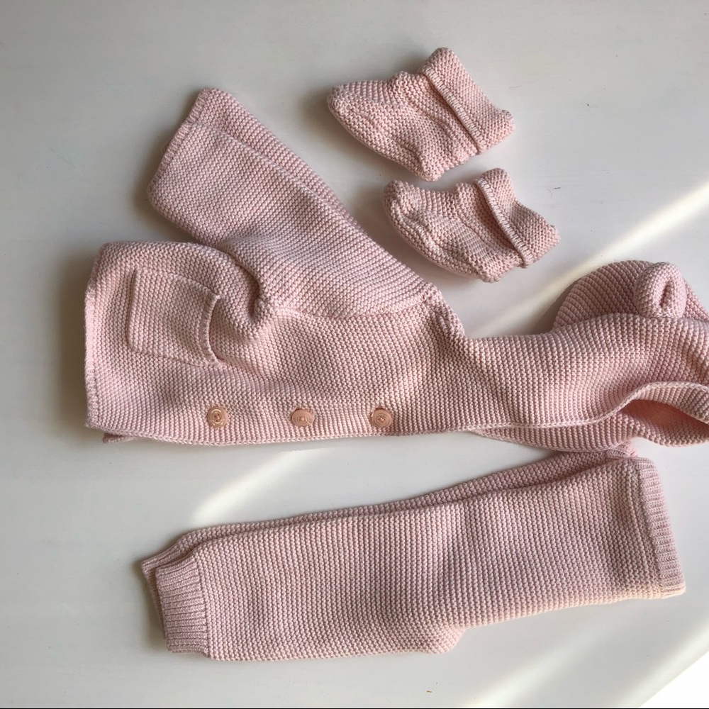 Baby Gap.Pink color. All set together size 3-6M